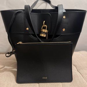 Chloe Tote Bag Black/Gold Leather